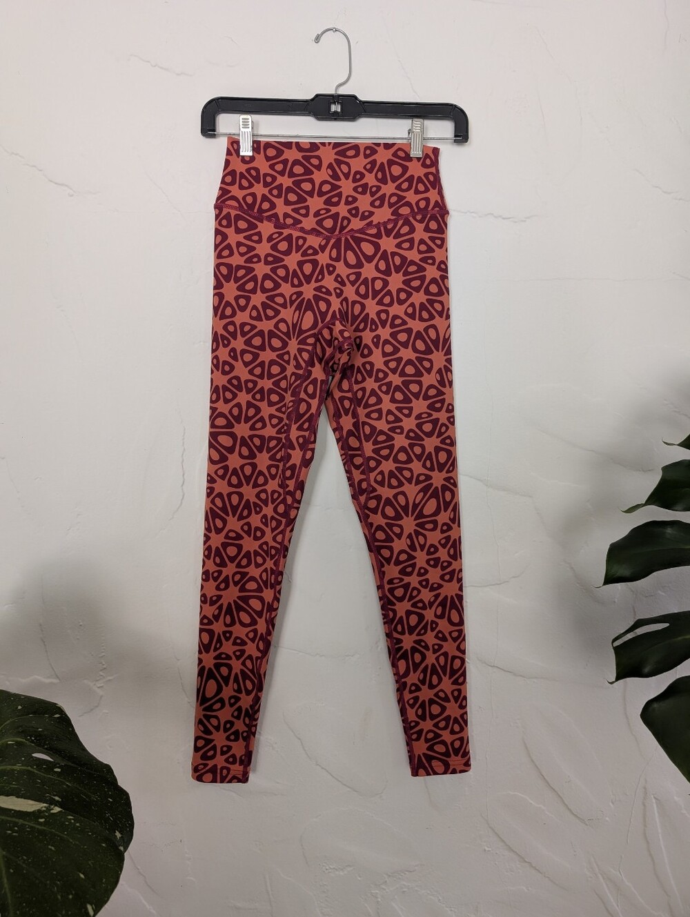 Vitality x Cosmopolitan Ascend Athletic Pants/ Leggings Women's Size Small New